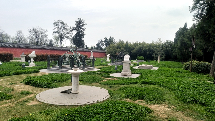 03.jpg